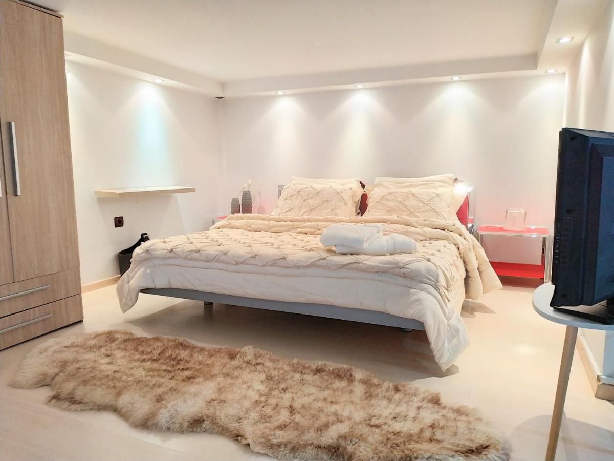 Luxury Apartment With Sea View Near Kallithea Koskinou  Exterior photo